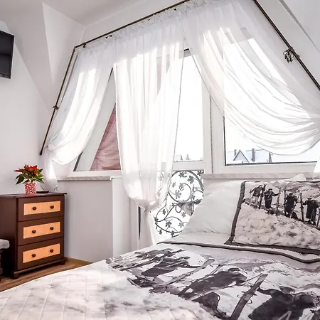 Guest house Fiakrowe Izby Poronin